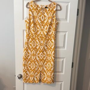 Yellow/Gold Patterned Sleeveless Sheath Dress